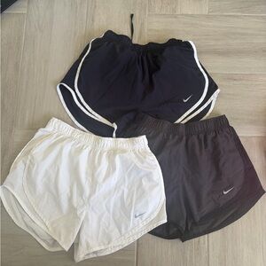 Nike Women's Tempo Shorts - Black, White, Gray Size Small